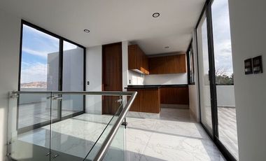 Casa nueva en venta en Valle Imperial coto Maple