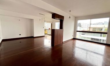 Precio de ocasión por viaje! flat de 4 dormitorios con terraza, cerca al Country Club de San Isidro.