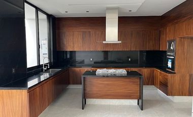 Casa en venta en Valle imperial coto Maple