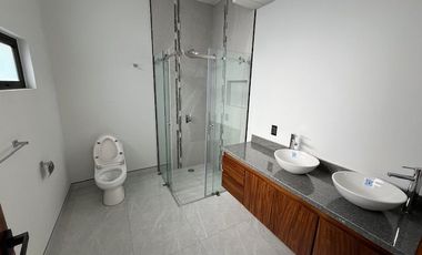 Casa en venta en Valle imperial coto Maple