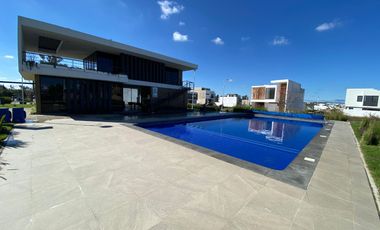Casa en venta en Valle imperial coto Maple
