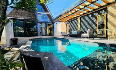 Renta CASA TULIPANES en la demarcación de TONATICO EDOMEX con alberca climatizada; moderna... cómoda... para disfrutar