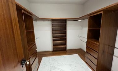Casa nueva en venta en Valle Imperial coto Maya