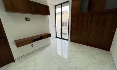 Casa nueva en venta en Valle Imperial coto Maya