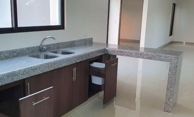 Casa en venta en Mérida de 4 recamaras con alberca privada y amenidades