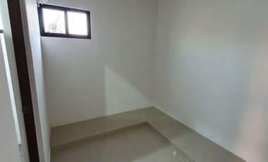 Casa en venta en Mérida de 4 recamaras con alberca privada y amenidades