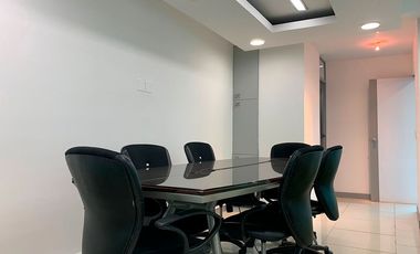 47914 Oficina Amoblada en venta en el sector La Aguacatala, Poblado, Medellin