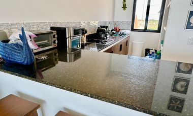 Villa en venta en San Benito frente al mar