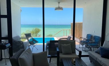 Villa en venta en San Benito frente al mar