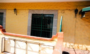 OFICINAS EN RENTA EN PLAZA COMERCIAL PREVIA CITA