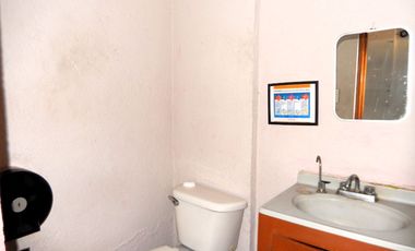 OFICINAS EN RENTA EN PLAZA COMERCIAL PREVIA CITA