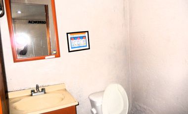 OFICINAS EN RENTA EN PLAZA COMERCIAL PREVIA CITA