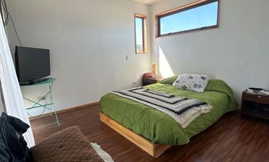 MODERNA CASA EN CONDOMINIO MIRADOR DE MANTAGUA 5 DORMITORIOS 2 BAÑOS