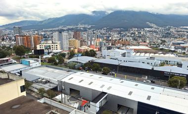 Dpto. 3 Dormit. 182 M2  Urb. Jardines del Batán