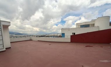Dpto. 3 Dormit. 182 M2  Urb. Jardines del Batán
