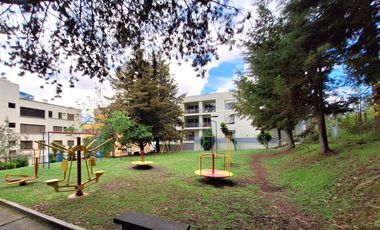 Dpto. 3 Dormit. 182 M2  Urb. Jardines del Batán