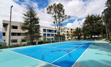 Dpto. 3 Dormit. 182 M2  Urb. Jardines del Batán