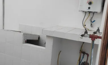 ARRIENDO DEPARTAMENTO DUPLEX EN LA PRIMAVERA - CUMBAYA