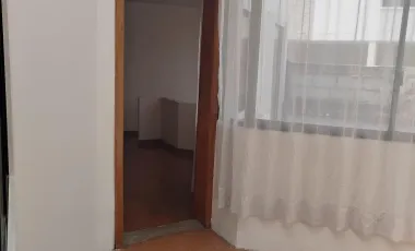 ARRIENDO DEPARTAMENTO DUPLEX EN LA PRIMAVERA - CUMBAYA