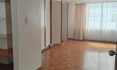 ARRIENDO DEPARTAMENTO DUPLEX EN LA PRIMAVERA - CUMBAYA