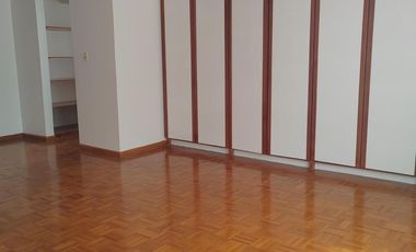 ARRIENDO DEPARTAMENTO DUPLEX EN LA PRIMAVERA - CUMBAYA