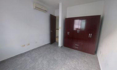 Casa en renta en Puerta de Hierro enfrente de parque de 4 habitaciones