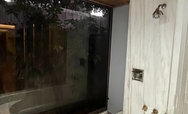 Espectacular CASA MODERNISTA EN RENTA,  en el corazón de Las Lomas de Chapultepec!. Propiedad única de lujo!!