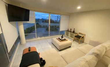 Departamento Amueblado en Renta en Zibatá, Querétaro con terraza y vista al campo de golf