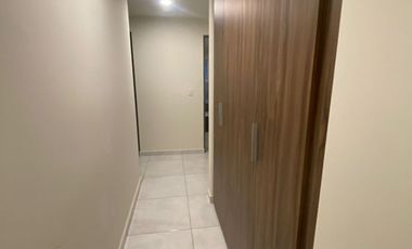 Departamento Amueblado en Renta en Zibatá, Querétaro con terraza y vista al campo de golf