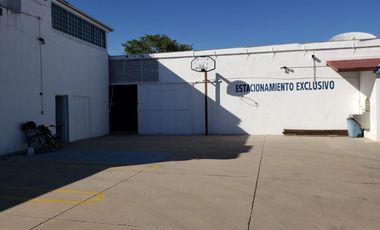 OFICINA EN RENTA AMUEBLADA CON BODEGA Y ESTACIONAMIENTO