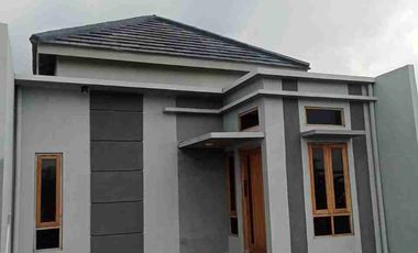 RUMAH HANYA 5 MENIT KR PUSAT KOTA SRAGEN DI PILANGSARI SRAGEN