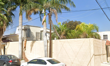 Venta de casa en col.  Los Longorias (Ejido), Reynosa, Tamaulipas/ Propiedad adjudicada