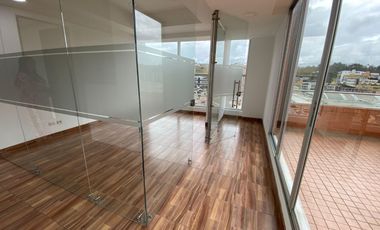SE VENDE OFICINA FRENTE A UNICENTRO TUNJA