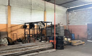 VENTA TERRENO 600m2 Bellavista Avda. Barcelona, frente al Parque lineal que da al Estero Salado, cerramiento por los 4 lados y  terreno-cubierto.