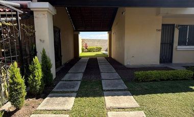 Excelente casa con excedente en Urbi Residencial, Tonalá.