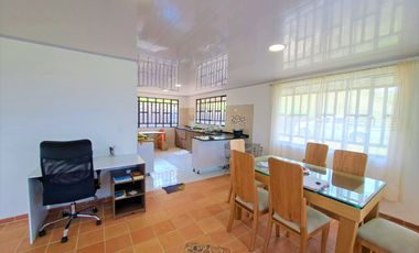 Gran terreno con Casa campestre en Zona Rural de Carmen de Carupa