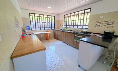 Gran terreno con Casa campestre en Zona Rural de Carmen de Carupa