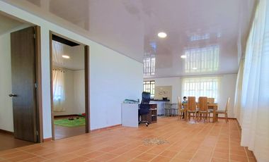 Gran terreno con Casa campestre en Zona Rural de Carmen de Carupa
