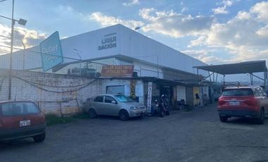 Excelente terreno comercial en venta 943m2 Av. Hurtado de Mendoza sector Graiman