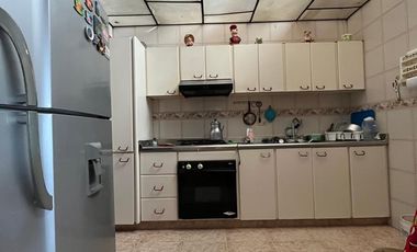 VENTA CASA A DOS CUADRAS DEL PARQUE PRINCIPAL DE VILLAMARIA CON OPCIÓN DE PERMUTA