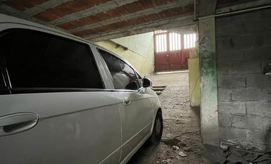 VENTA CASA A DOS CUADRAS DEL PARQUE PRINCIPAL DE VILLAMARIA CON OPCIÓN DE PERMUTA