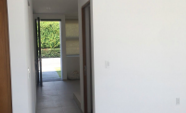 Hermosa casa en condominio con vigilancia, excelente ubicación