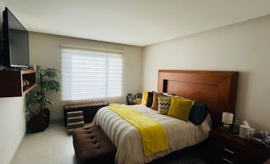 🏡 LOFT EN VENTA con diseño moderno y acceso a una casa club que redefine el lujo y la comodidad.