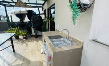 🏡 LOFT EN VENTA con diseño moderno y acceso a una casa club que redefine el lujo y la comodidad.