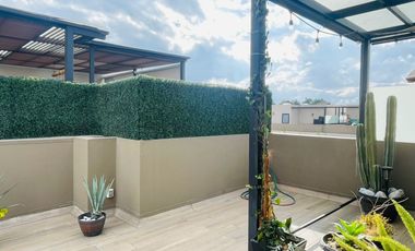 🏡 LOFT EN VENTA con diseño moderno y acceso a una casa club que redefine el lujo y la comodidad.