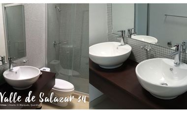 Casa con puerta de seguridad, persianas