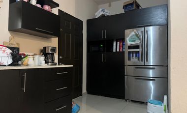 CASA EN RENTA AMUEBLADA Y EQUIPADA EN SANTIAGO, N.L.