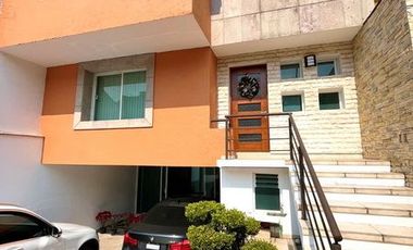 Casa en venta en Tlalnepantla. Documentos en regla