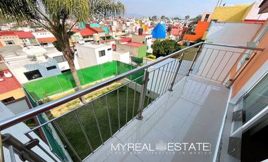 Casa en venta en Tlalnepantla. Documentos en regla