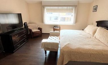 Casa en venta en Tlalnepantla. Documentos en regla